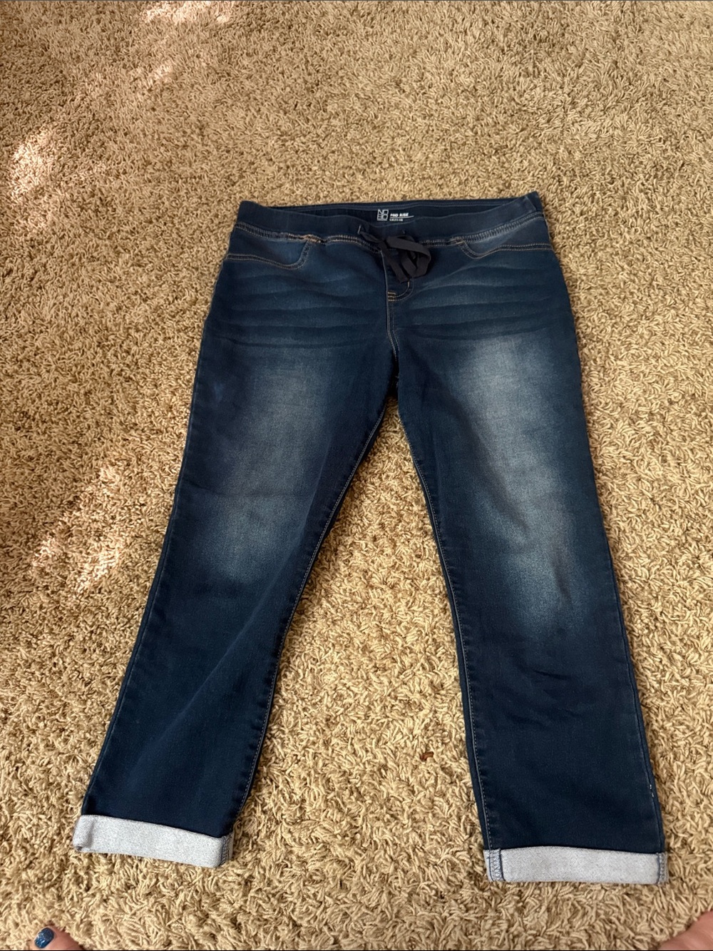 No Boundaries Dark Blue Ankle Crop Pull-On Jeans